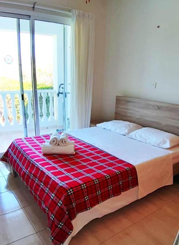 Sea Caves Suite Peyia Exterior foto